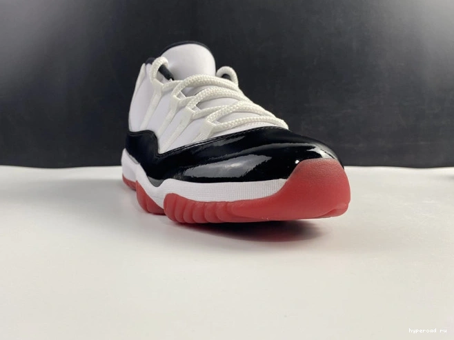 AV2187-160 Jordan Air 11 Bred Retro Low Concord 1117